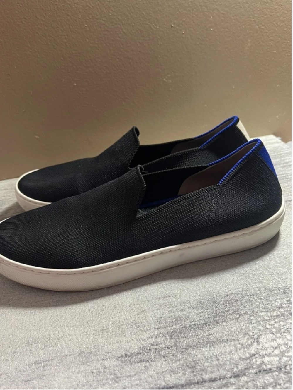 Rothy's The Sneaker Black Solid Flat Slip On Shoes Women's Size 7.5 or men’s 6